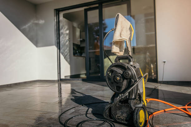 Best Graffiti Removal  in Huntley, IL